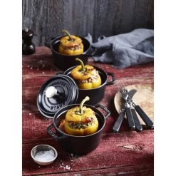 Staub Cocotte 14 Cm, Rund, Schwarz, Gusseisen 10 Staub Cocotte 14 Cm, Rund, Schwarz, Gusseisen -Zwilling Store 000017042