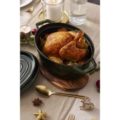 Staub Cocotte 31 Cm, Oval, Basilikum-Grün, Gusseisen -Zwilling Store 750032002
