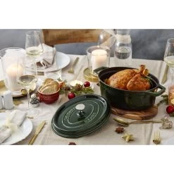 Staub Cocotte 31 Cm, Oval, Basilikum-Grün, Gusseisen -Zwilling Store 750032082