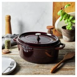 Staub Cocotte 31 Cm, Oval, Grenadine-Rot, Gusseisen -Zwilling Store 750058436